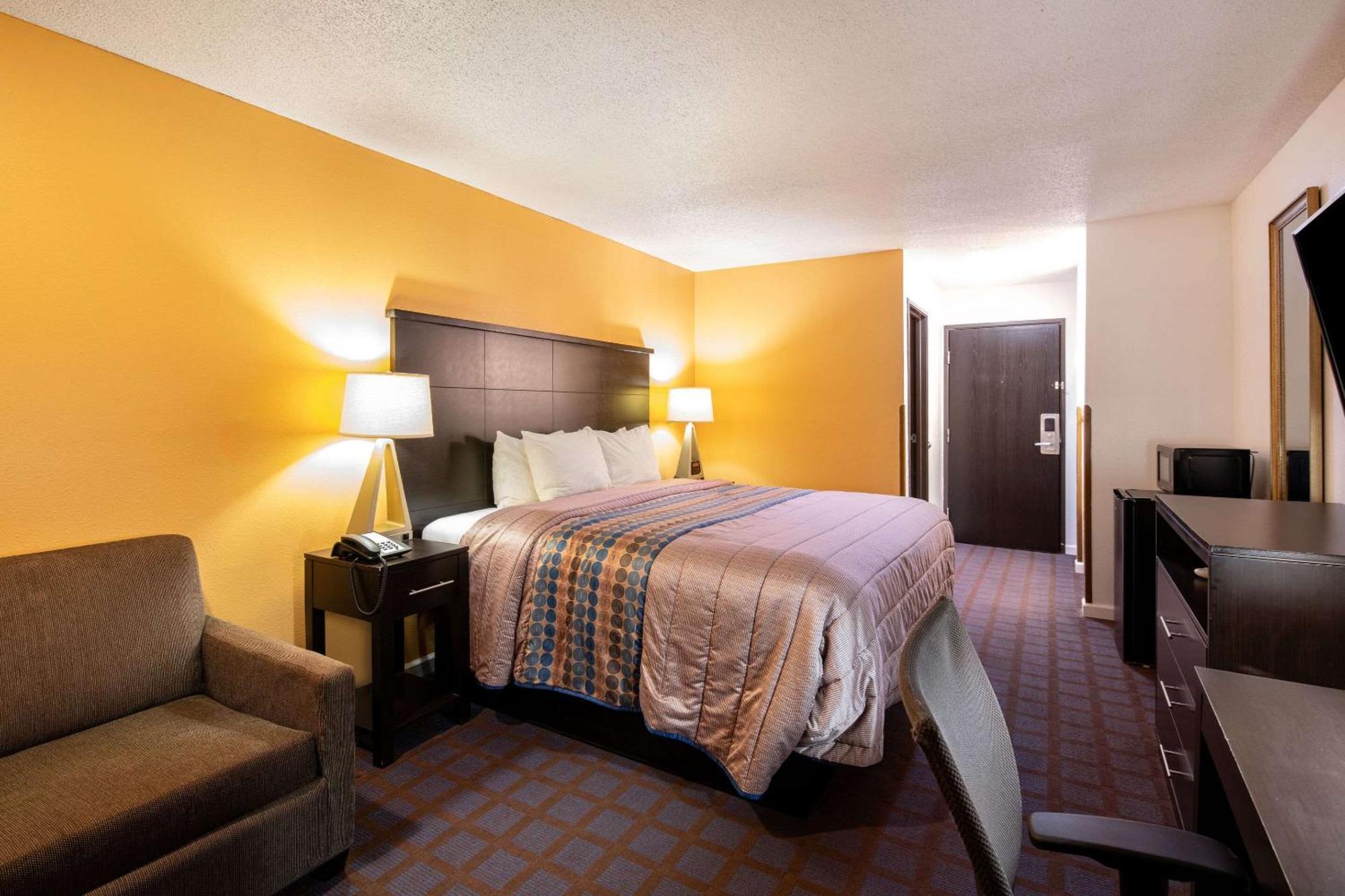 Rodeway Inn Red Oak Luaran gambar