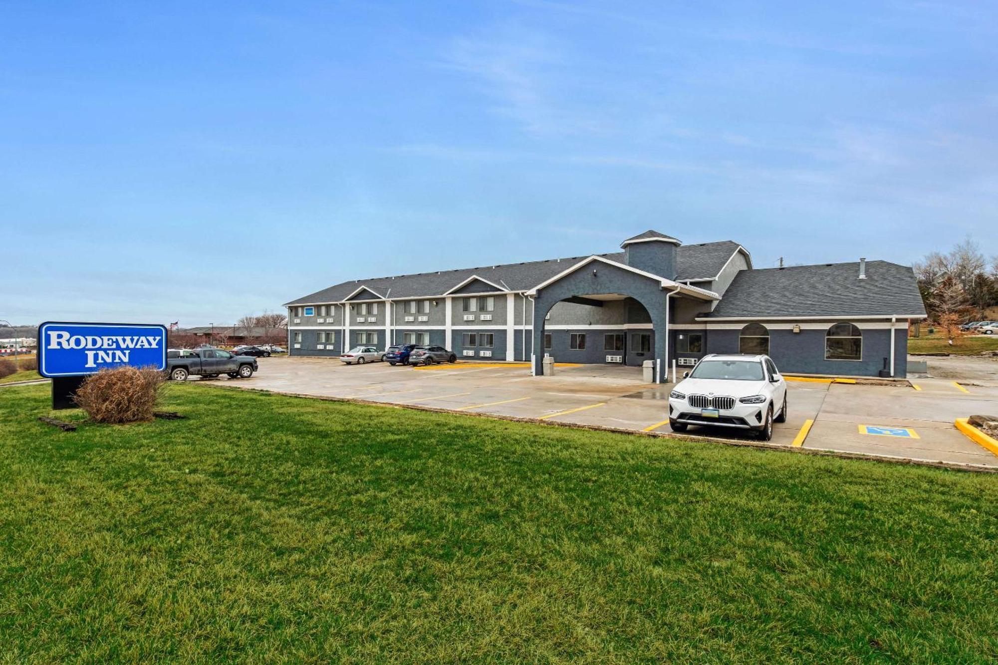 Rodeway Inn Red Oak Luaran gambar